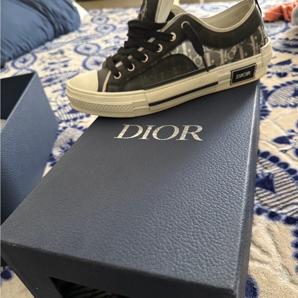 Dior Men's Blue sneaker - Picture 6 of 8